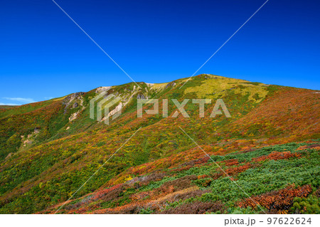 栗駒山の山岳紅葉と神の絨毯(宮城県) 栗駒山の山岳紅葉と神の絨毯(宮城県) 97622624