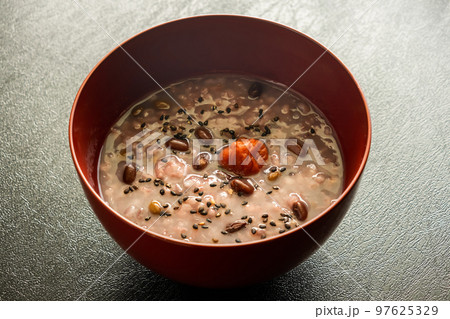 雑穀米粥 mixed grain rice porridge 雑穀米粥 mixed grain rice porridge 97625329