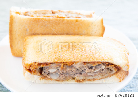 おいしいメンチカツサンド おいしいメンチカツサンド 97628131