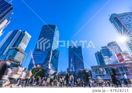 日本の東京都市景観 BQ.1.1感染爆発…17万超全国…年の瀬、遂に6棟林立…希望の光=23日、渋谷 日本の東京都市景観 BQ.1.1感染爆発…17万超全国…年の瀬、遂に6棟林立…希望の光=23日、渋谷 97628215