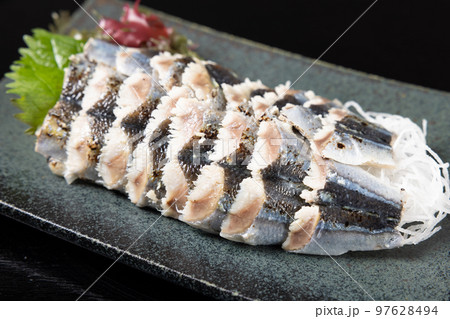 美味しい炙りサンマ刺身 97628494