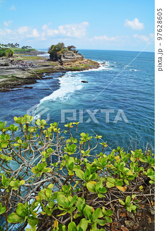 バリ島のパワースポット、タナロット寺院 バリ島のパワースポット、タナロット寺院 97628605