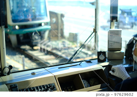 【鎌倉/藤沢】江ノ電の運転席 97629602