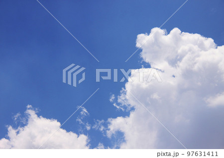 サンパウロの入道雲と青空 ブラジル サンパウロの入道雲と青空 ブラジル 97631411