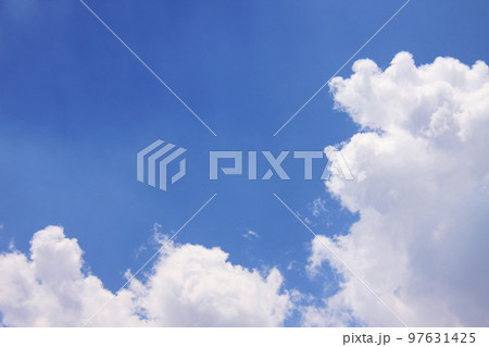 サンパウロの入道雲と青空 ブラジル サンパウロの入道雲と青空 ブラジル 97631425
