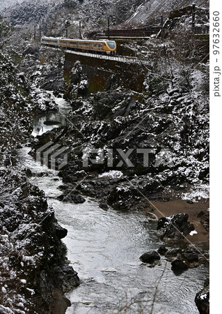 冬の川代渓谷 冬の川代渓谷 97632660