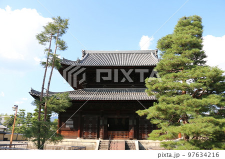 妙心寺大伽藍の一つを形成する仏殿 妙心寺大伽藍の一つを形成する仏殿 97634216