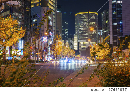 大阪の夜景・御堂筋のイルミネーション 97635857