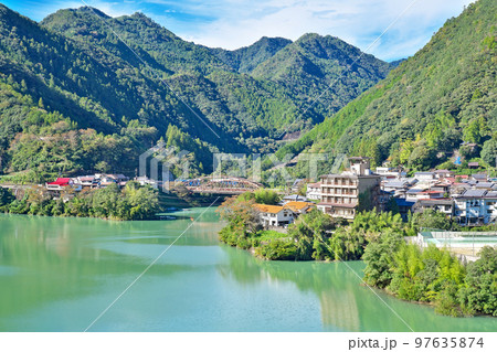 【十津川温泉】 奈良県吉野郡十津川村 【十津川温泉】 奈良県吉野郡十津川村 97635874