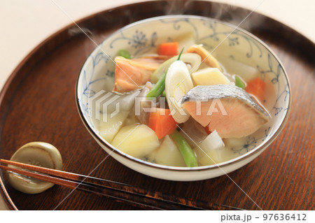 北海道の郷土料理、三平汁 北海道の郷土料理、三平汁 97636412