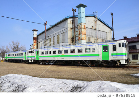 苗穂工場内で2輌揃って休車となっている学園都市線で活躍していたキハ40 400番台 苗穂工場内で2輌揃って休車となっている学園都市線で活躍していたキハ40 400番台 97638919