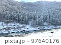 雪山 97640176