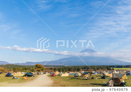「静岡県」富士山が見えるオートキャンプ場 「静岡県」富士山が見えるオートキャンプ場 97640979