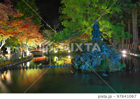 【大峯山 龍泉寺 (紅葉)(ライトアップ)】 奈良県吉野郡天川村洞川 【大峯山 龍泉寺 (紅葉)(ライトアップ)】 奈良県吉野郡天川村洞川 97641067