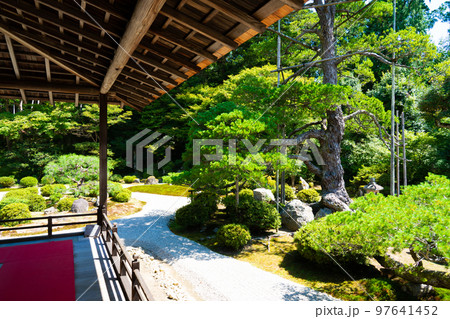 【近畿三十六不動霊場】第十七番　曼殊院門跡　夏の庭園と大書院2　京都府京都市左京区 97641452