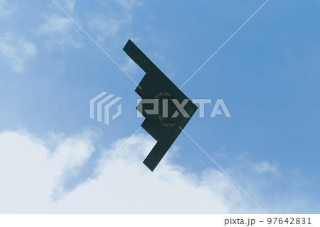 アメリカ空軍B-2スピリット爆撃機 97642831