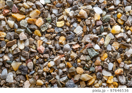 Moist road and plaster grit, loose chippings, crushed stone, surface, from above. Lime- and iron-free quartz sand, used as spreading grit, or as an aggregate for concrete ballast, plaster and masonry. Moist road and plaster grit, loose chippings, crushed stone, surface, from above. Lime- and iron-free quartz sand, used as spreading grit, or as an aggregate for concrete ballast, plaster and masonry. 97646536