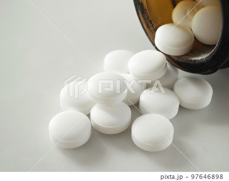 錠剤 97646898