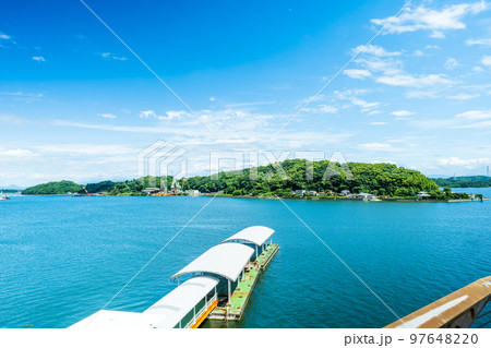 三角港フェリーターミナル(海のピラミッド)「夏空を背景に展望台からパノラマ風景」 三角港フェリーターミナル(海のピラミッド)「夏空を背景に展望台からパノラマ風景」 97648220