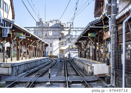 神奈川県藤沢市の都市風景　江ノ島駅 97649718