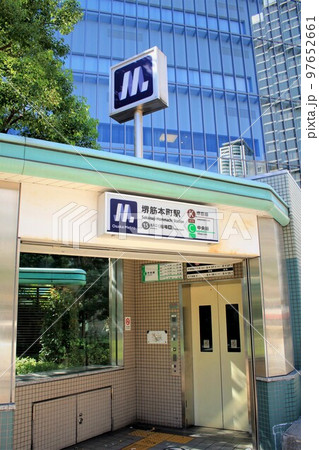 大阪メトロ堺筋本町駅 97652661