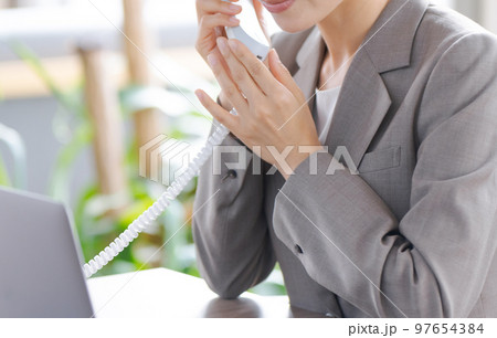 ビジネスイメージ 97654384