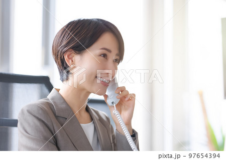 ビジネスイメージ 97654394