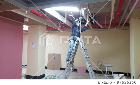 仕事 工具 働い 97656350