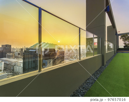 ノーブル・リヴォルヴ・ラチャダー 2 屋上 / Bangkok, Thailand 97657016