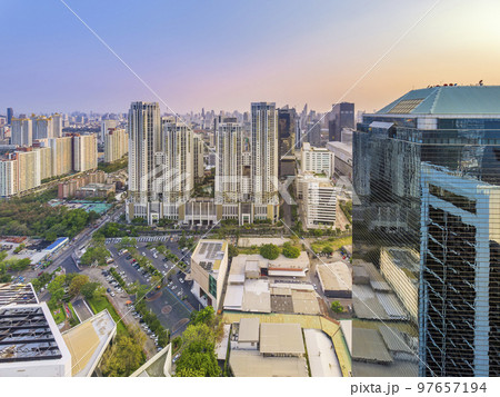 タイ・フアイクワーン地区の眺望 / Bangkok, Thailand 97657194