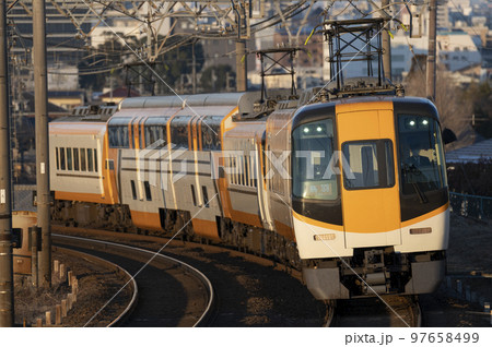 近鉄22000系&30000系ビスタカー(久居~南が丘) 近鉄22000系&30000系ビスタカー(久居~南が丘) 97658499