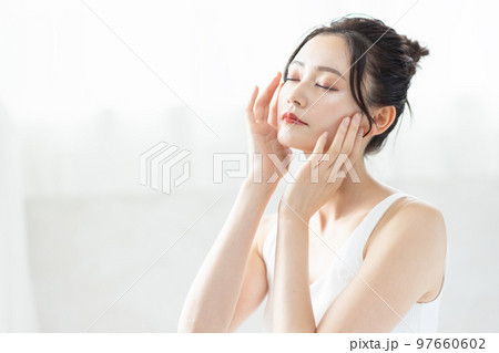 スキンケア20代 スキンケア20代 97660602