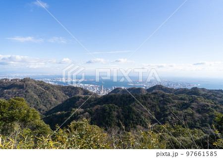 再度山の山頂から見た景色（六甲山地） 97661585