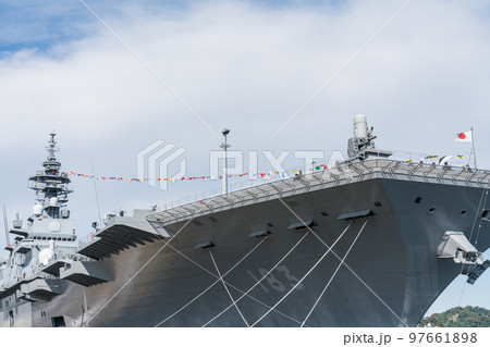 フリートウィーク 護衛艦「いずも」 フリートウィーク 護衛艦「いずも」 97661898