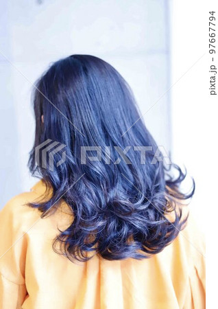 柔らかロング+ダーク青グレージュカラー! 柔らかロング+ダーク青グレージュカラー! 97667794
