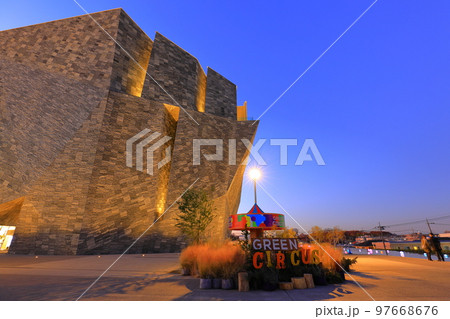 ところざわサクラタウン 夕景 ところざわサクラタウン 夕景 97668676