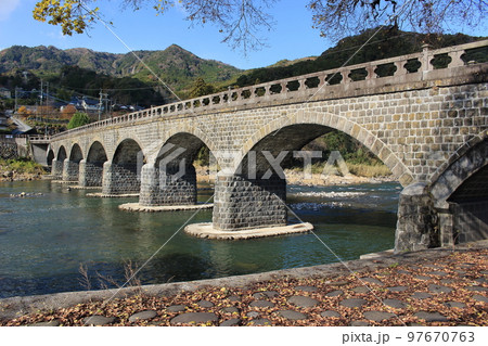 耶馬渓橋～日本一の8連石橋 97670763