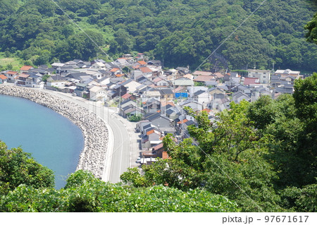 浜田城跡から眺め松原湾の景色 浜田城跡から眺め松原湾の景色 97671617