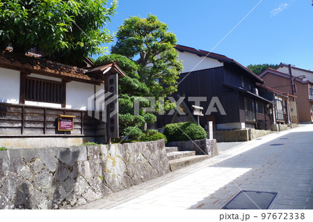 鉄の歴史博物館のある町の景色 97672338