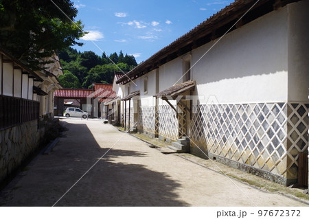 鉄の歴史博物館のある町の景色 97672372