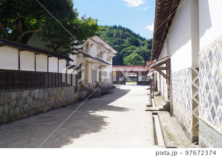 鉄の歴史博物館のある町の景色 97672374