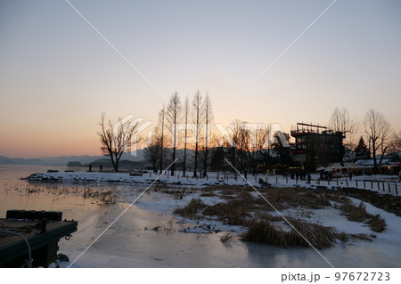 冬の風景 ヅムルモリ ヤンスリ 97672723