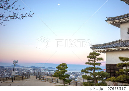 丸亀城周辺の風景イメージ 丸亀城周辺の風景イメージ 97673517