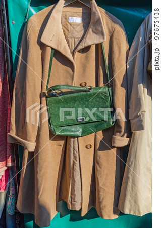 Winter Coat Ostrich Purse Winter Coat Ostrich Purse 97675438