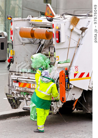 Garbage worker 97676049