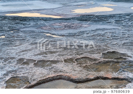 Close up of travertine terraces in Pamukkale, Turkey 97680639