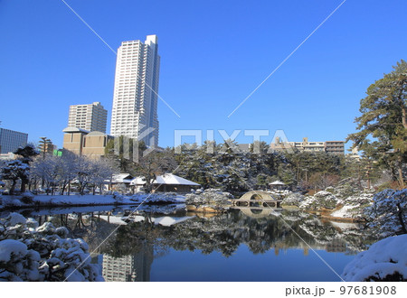 雪の縮景園 雪の縮景園 97681908