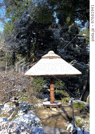 雪の縮景園 雪の縮景園 97681941