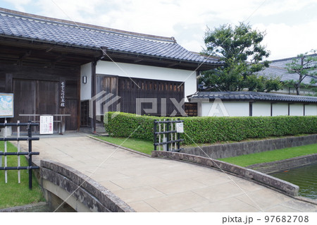 出雲文化伝承館の表門の景色 出雲文化伝承館の表門の景色 97682708