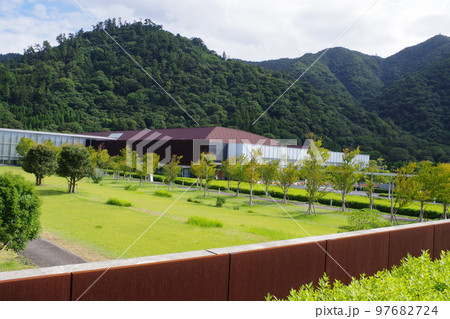 古代出雲歴史博物館の建物の景色 古代出雲歴史博物館の建物の景色 97682724